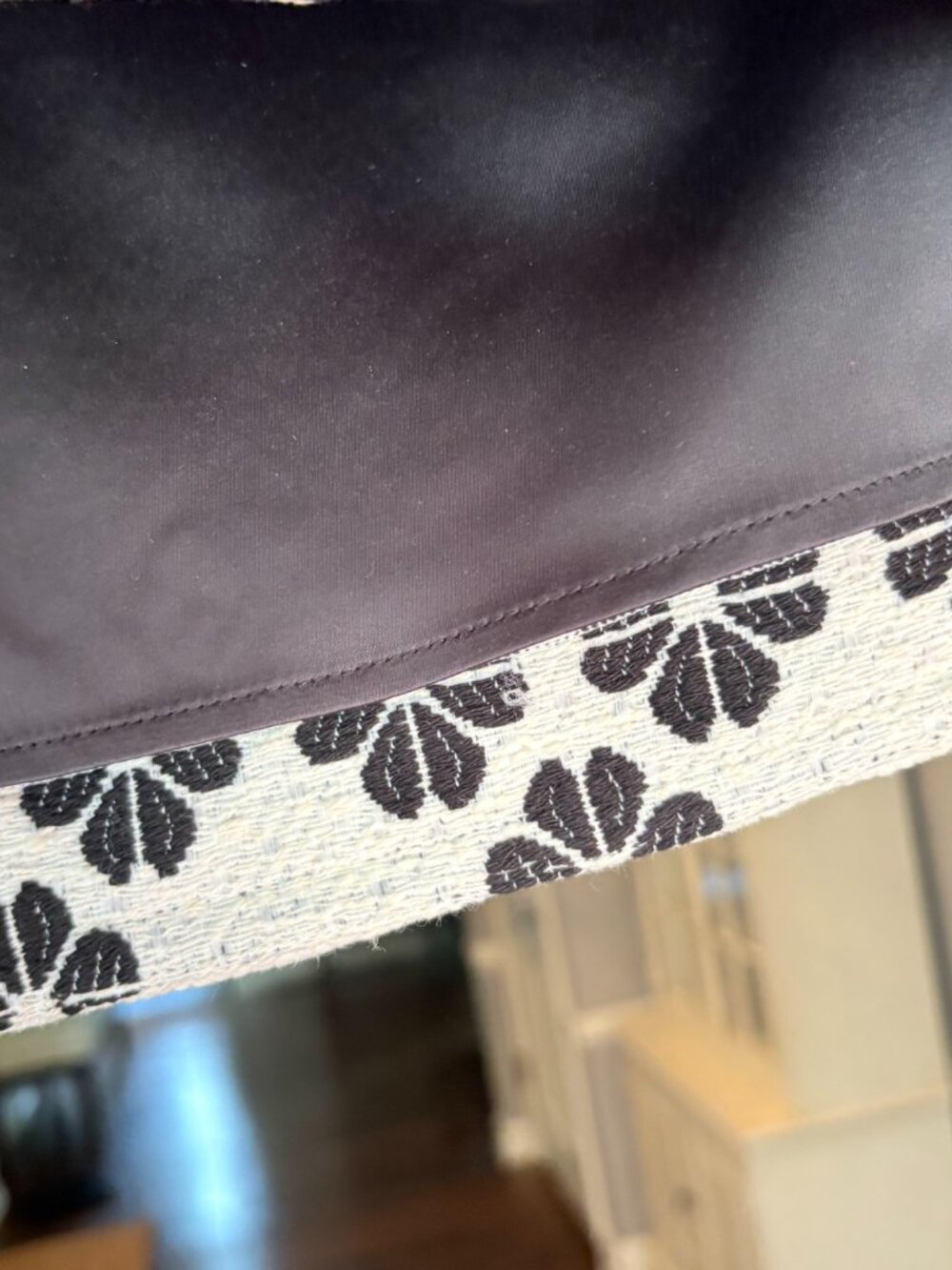 NWT Kate Spade Floral Black and White Tweed Mini Skirt. Size 2 - Picture 9 of 11